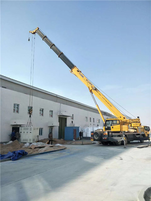 扎赉诺尔区“超载就喊停”—— 吊车的 “重量保镖” 技术